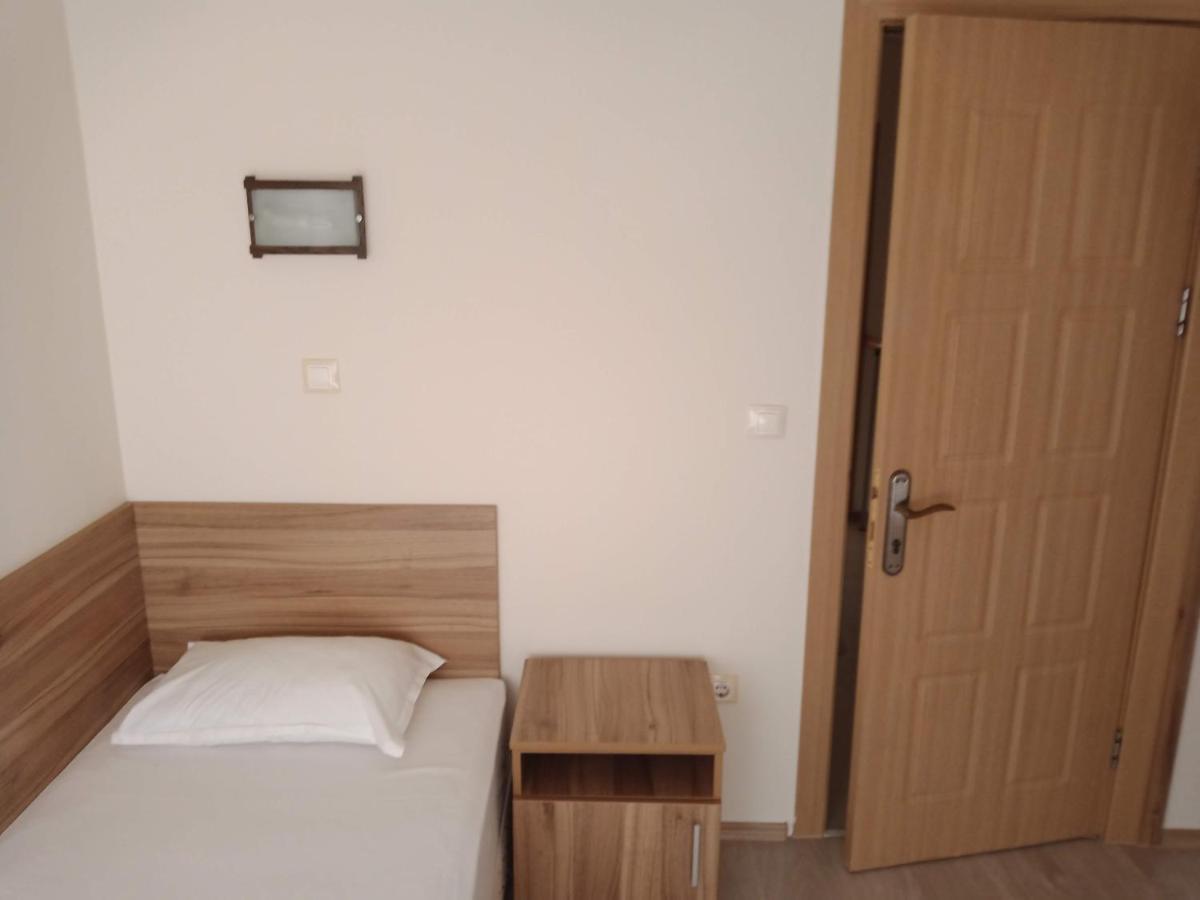 Къмпинг Градина - Garden Beach Apartments Sosopol Exterior foto
